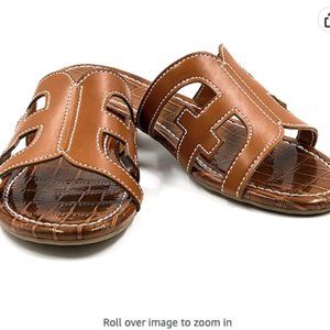 Brown Slide-on Sandals with Cutout